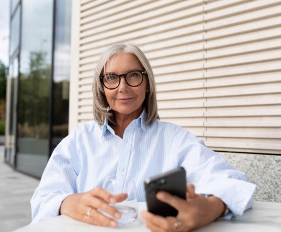 HRT & BHRT for Middle Aged People